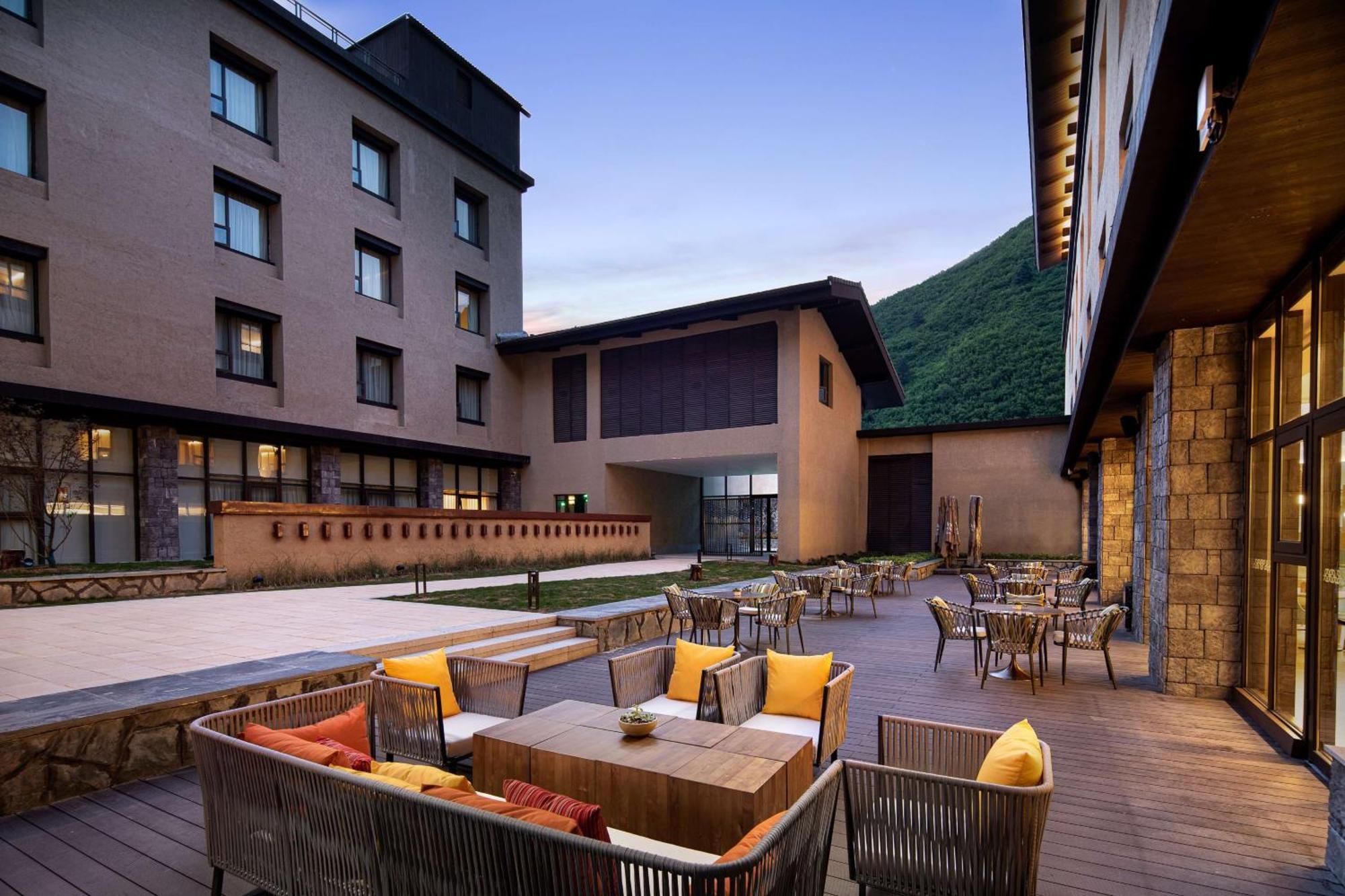 Hilton Garden Inn Jiuzhaigou Eksteriør bilde